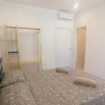 Amedeo House * Барі