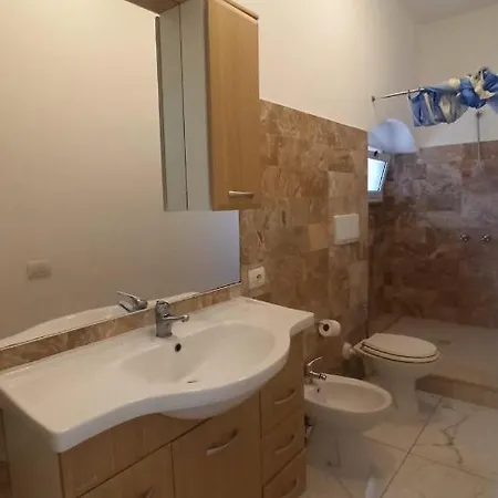 דירה Amedeo House *